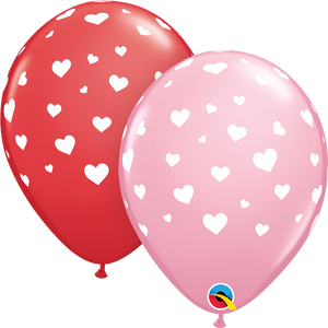 Open image in slideshow, Qualatex 11&quot; round pink and red &#39;Hearts Around&#39; print balloons (25 pack)
